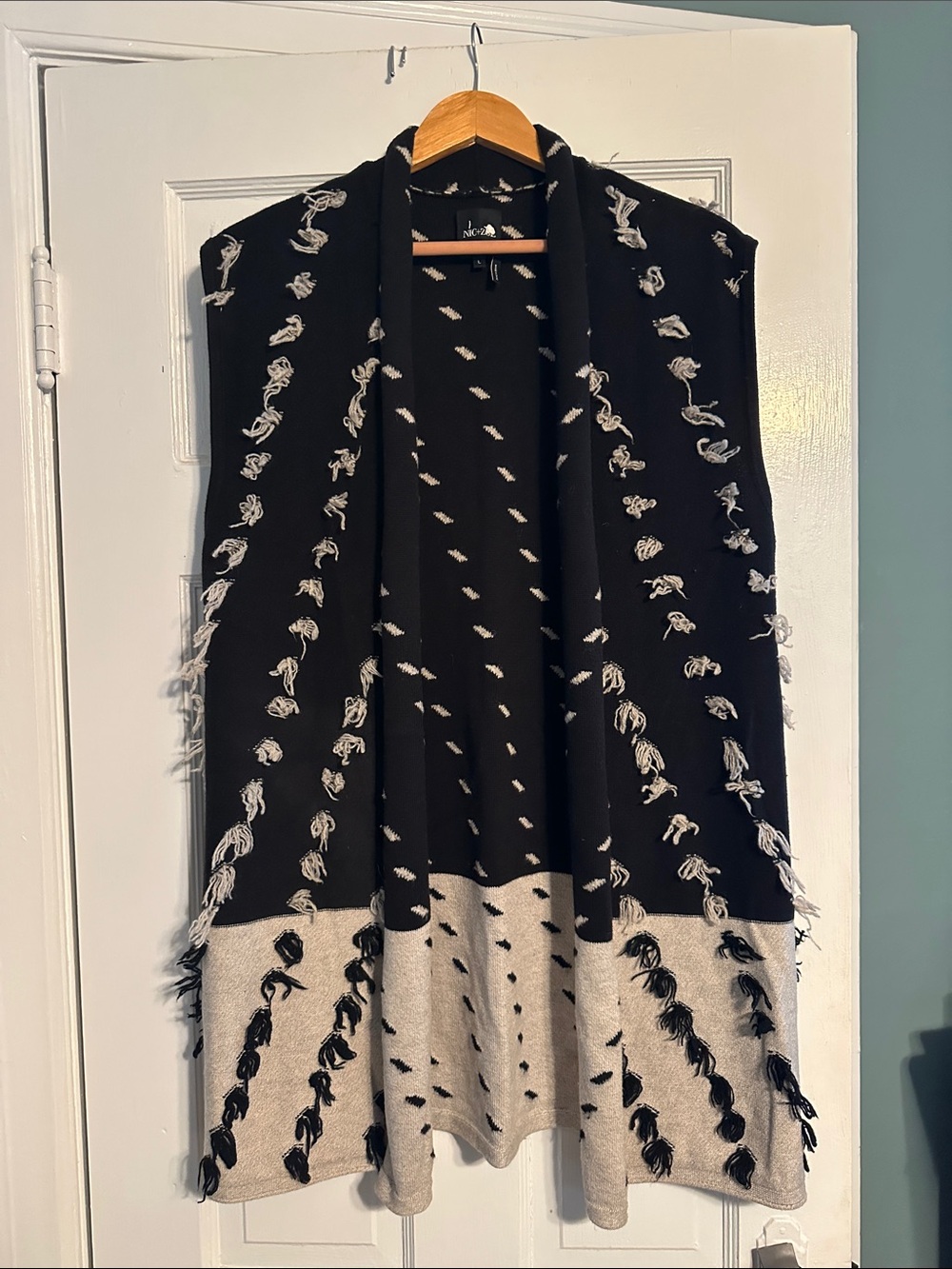 Nic + ZoeBkack & Cream Open Front Tassel Cardigan Sweater Vest
